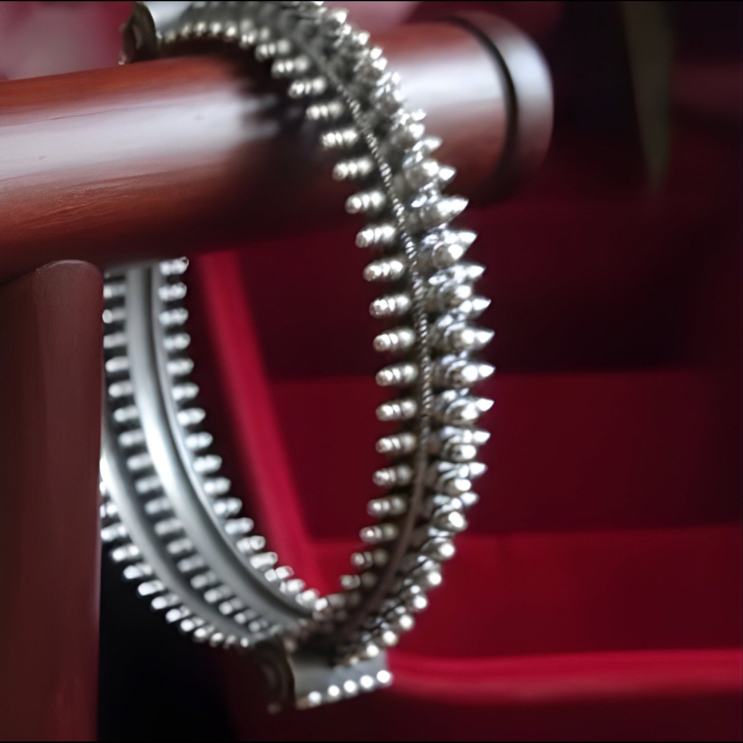 Saburri single bangle