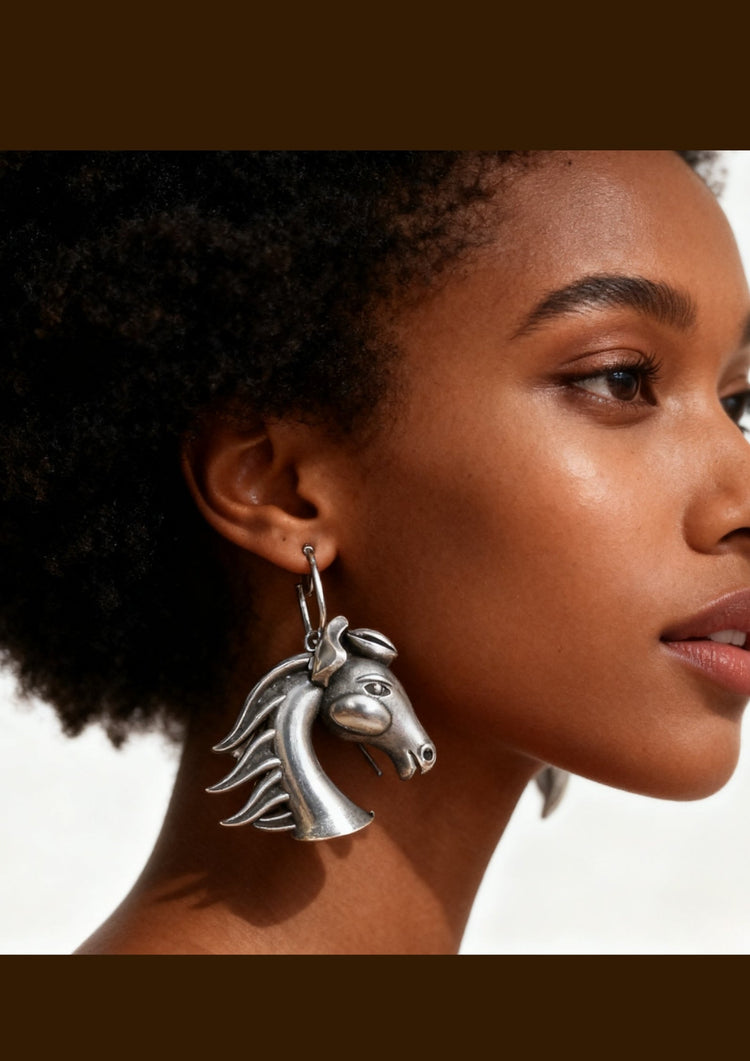 Saburii jockey danglers